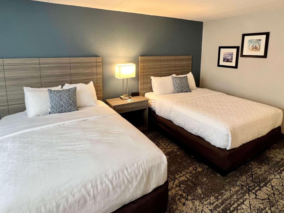 Clarion Hotel & Convention Center Joliet Eksteriør billede