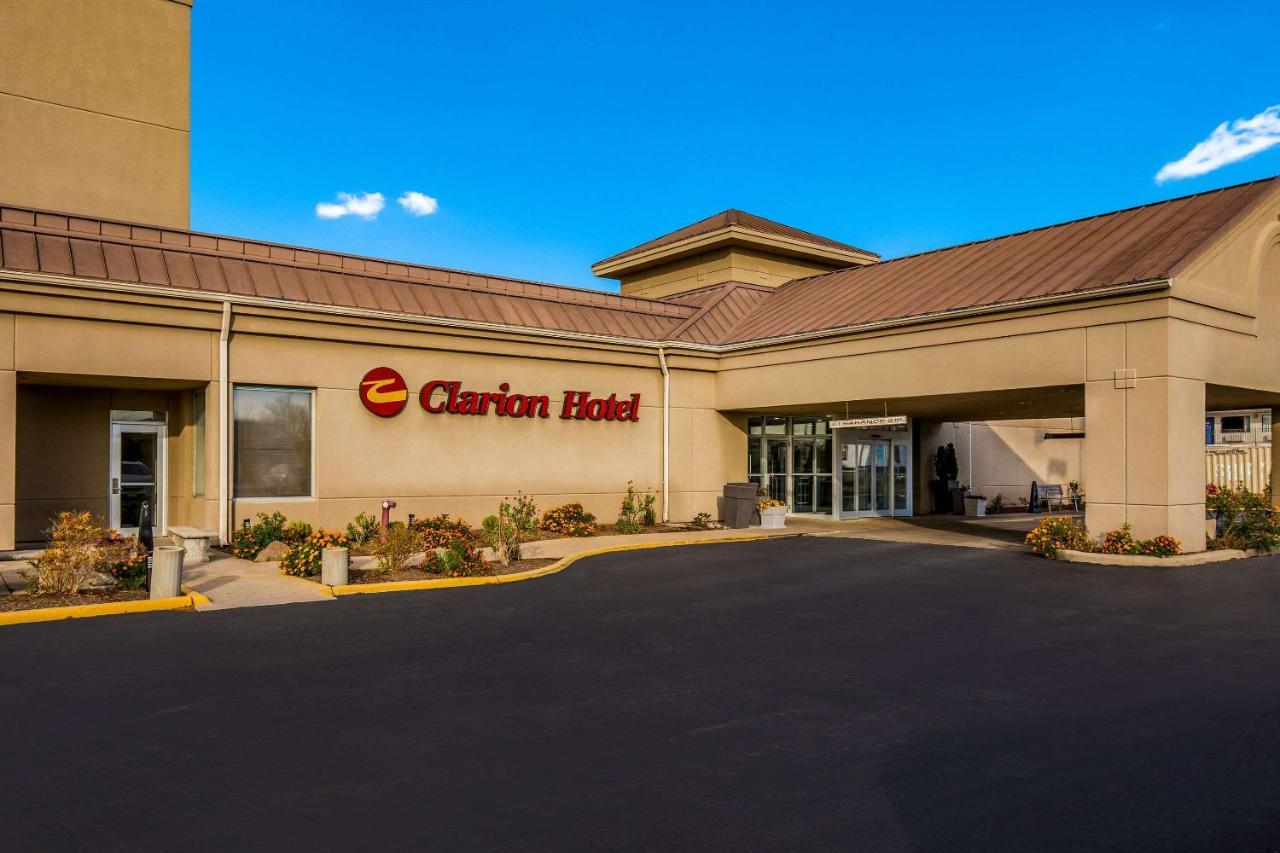 Clarion Hotel & Convention Center Joliet Eksteriør billede